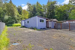 146 Camelot Dr, Castle Rock, WA 98611 - Photo 1