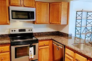 12840 SE 40th Ct, Bellevue, WA 98006 - Photo 1