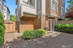 9503 Ashworth Ave N, Seattle, WA 98103 - Photo 1