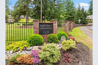 2104 7th Avenue SW, Puyallup, WA 98371 - Photo 1