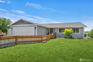716 Cascadia Park Dr, Yakima, WA 98901 - Photo 1