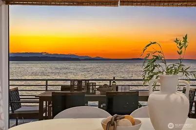 16733 Maplewild Avenue SW, Burien, WA 98166 - Photo 1