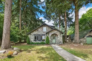 8038 S Ainsworth Ave, Tacoma, WA 98408 - Photo 1