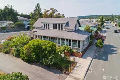 305 Blair Avenue, Friday Harbor, WA 98250 - Photo 1
