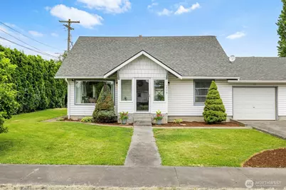208 Harrison Street, Sumas, WA 98295 - Photo 1