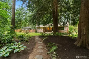9390 NE Wardwell Rd, Bainbridge Island, WA 98110 - Photo 1