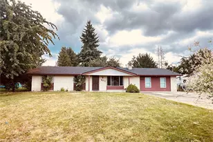 9211 61st Dr NE, Marysville, WA 98270 - Photo 1