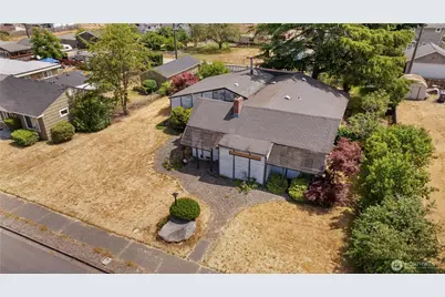 6621 S Oakes Street, Tacoma, WA 98409 - Photo 1