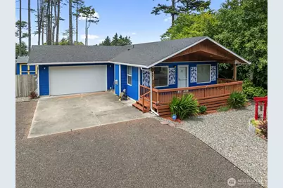 435 NE Lakeview Loop, Ocean Shores, WA 98569 - Photo 1