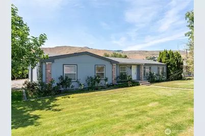1559 Tybeau Road, Wenatchee, WA 98801 - Photo 1
