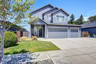 1706 NW 17th St, Battle Ground, WA 98604 - Photo 1