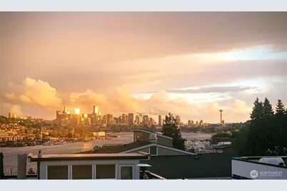 3940 B 1st Avenue NE, Seattle, WA 98105 - Photo 1