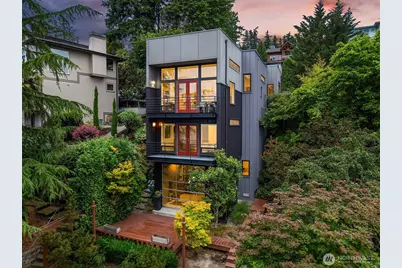 8927 NE 118th Place, Kirkland, WA 98034 - Photo 1