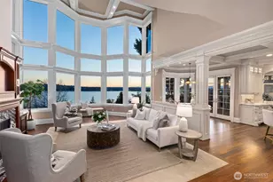 8071 W Mercer Way, Mercer Island, WA 98040 - Photo 1