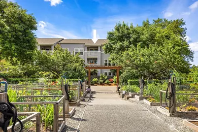 3941 226 Place SE #313, Issaquah, WA 98029 - Photo 1