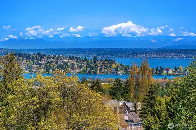 1238 15th Avenue E #12, Seattle, WA 98112 - Photo 1