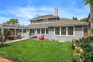 527 16th Ave W, Kirkland, WA 98033 - Photo 1