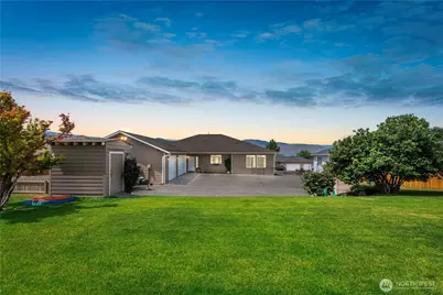 73 S Meadowbrook Lane, East Wenatchee, WA 98802 - Photo 1