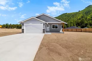 8256 Gold Run Dr, Maple Falls, WA 98266 - Photo 1