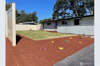 8105 Oakridge Drive SW, Lakewood, WA 98498 - Photo 1