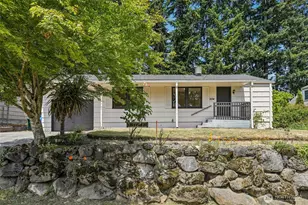 2134 N 160th St, Shoreline, WA 98133 - Photo 1