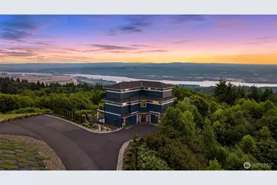 1016 Varsity Road, Kalama, WA 98625 - Photo 1