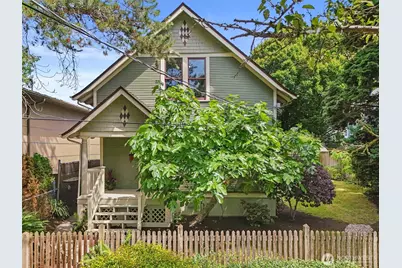 734 N 75th Street, Seattle, WA 98103 - Photo 1