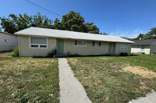 330 SW 5th Ave, Ephrata, WA 98823 - Photo 1