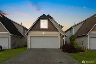 18630 29th Ave E, Tacoma, WA 98445 - Photo 1