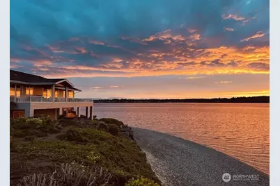 406 76th Way NE, Olympia, WA 98506 - Photo 1