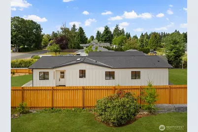 7605 20th Avenue E, Tacoma, WA 98404 - Photo 1