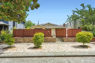 3226 29th Ave W, Seattle, WA 98199 - Photo 1