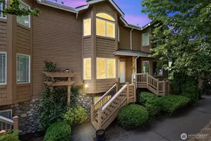 420 NE Maple Leaf Pl, Seattle, WA 98115 - Photo 1