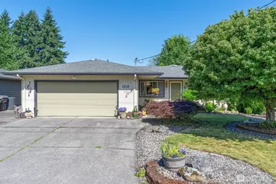 2319 34th Avenue, Longview, WA 98632 - Photo 1