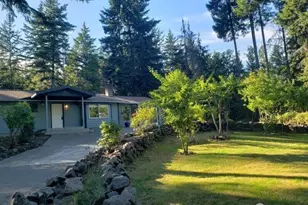 80 N Suncrest Dr, Hoodsport, WA 98548 - Photo 1