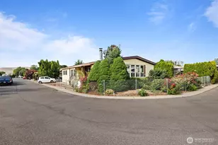 105 W Washington Ave, Yakima, WA 98903 - Photo 1