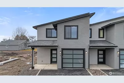 601 Dorsing Street #A, Moses Lake, WA 98837 - Photo 1