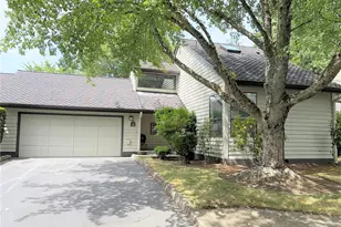 1711 159th Pl NE, Bellevue, WA 98008 - Photo 1