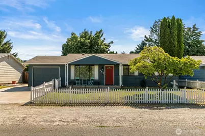 475 N Kansas Avenue, East Wenatchee, WA 98802 - Photo 1