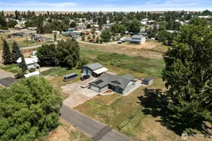 319 S Warren St, Waterville, WA 98858 - Photo 1