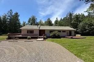 620 Van Wyck Rd, Bellingham, WA 98226 - Photo 1