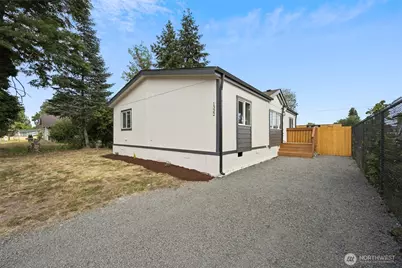 1322 Crescent Avenue, Centralia, WA 98531 - Photo 1