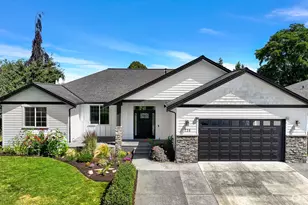 735 N 8th St, Lynden, WA 98264 - Photo 1