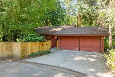 18707 25th Avenue NE, Lake Forest Park, WA 98155 - Photo 1