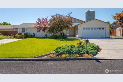 35 Ridge Drive, Ephrata, WA 98823 - Photo 1