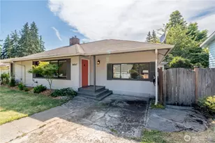 16047 Ashworth Ave N, Shoreline, WA 98133 - Photo 1