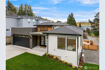 240 W Lake Sammamish Parkway SE, Bellevue, WA 98008 - Photo 1
