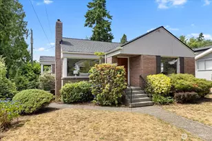 10417 20th Ave NE, Seattle, WA 98125 - Photo 1