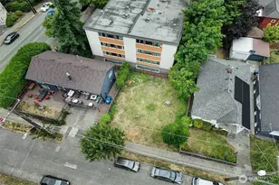 6340 4th Ave NE, Seattle, WA 98115 - Photo 1