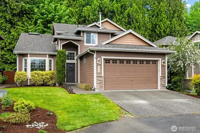 427 197th Place SW, Lynnwood, WA 98036 - Photo 1